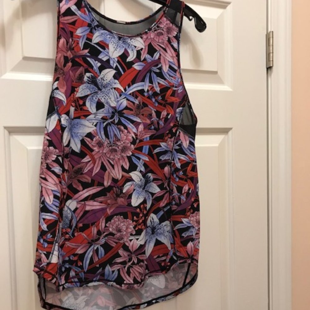 Lululemon sculpt tank